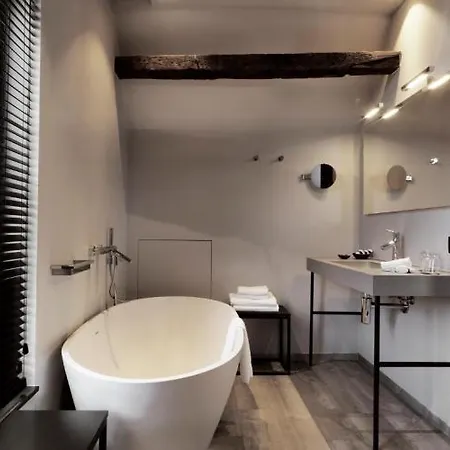 Harmony Hotel 4*