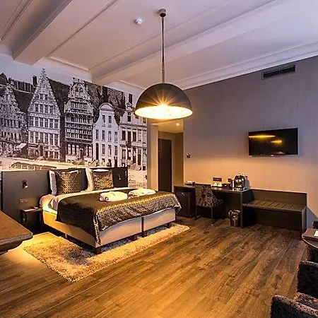 Harmony Hotel