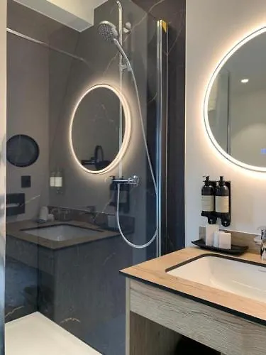 ハーモニー ホテル