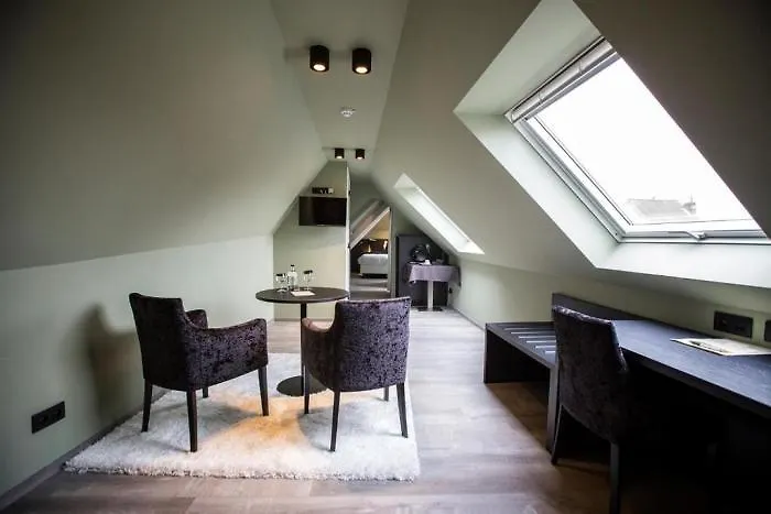 ハーモニー ホテル