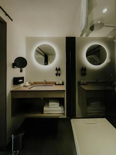 ハーモニー ホテル