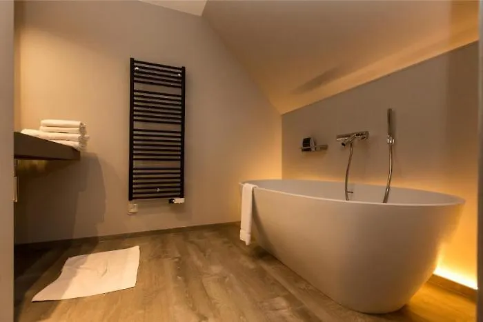 ハーモニー ホテル