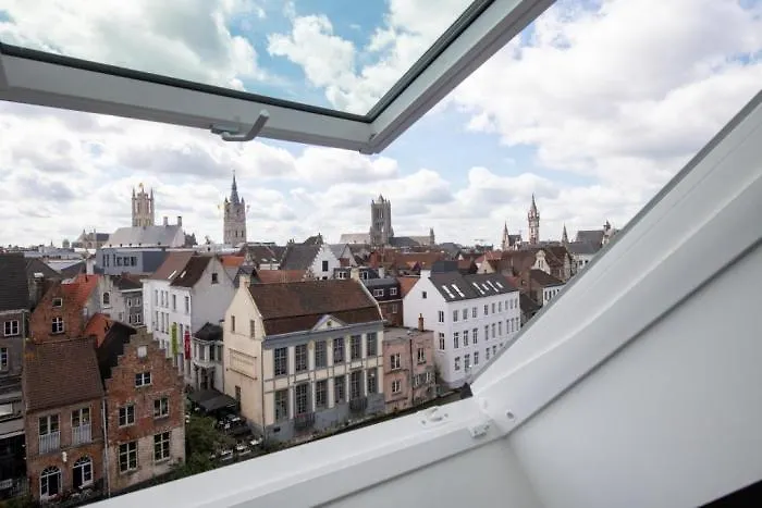 ハーモニー ホテル 4*